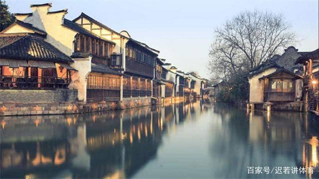 拜仁CEO谈引援:永远不排除任何事发生,重点位置是右后卫